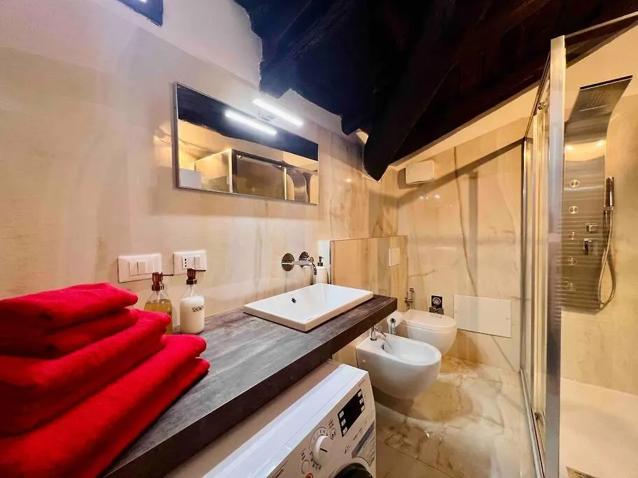 House Of Lovers - Magnificent View In The Heart Of בולוניה דירה