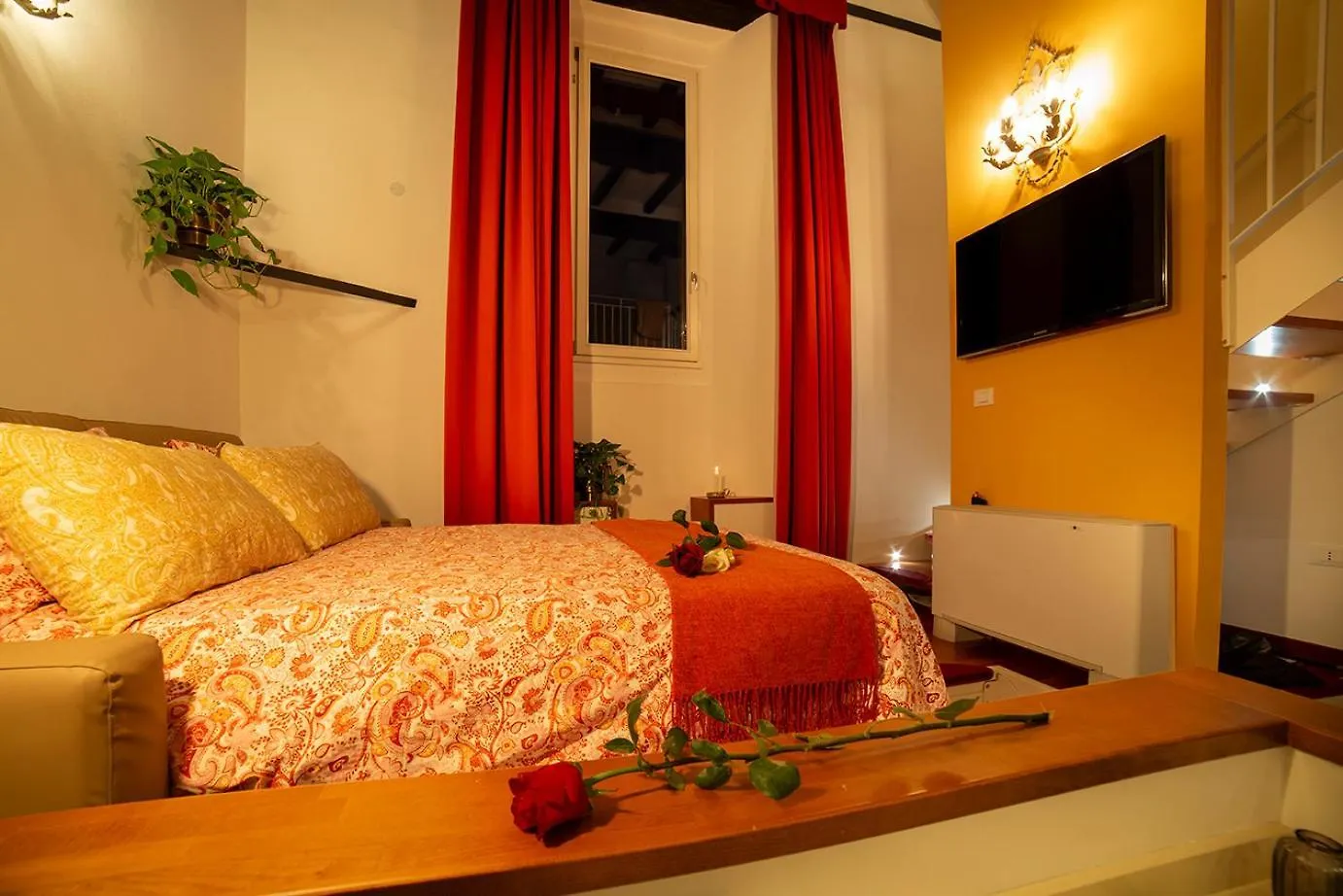 House Of Lovers - Magnificent View In The Heart Of בולוניה