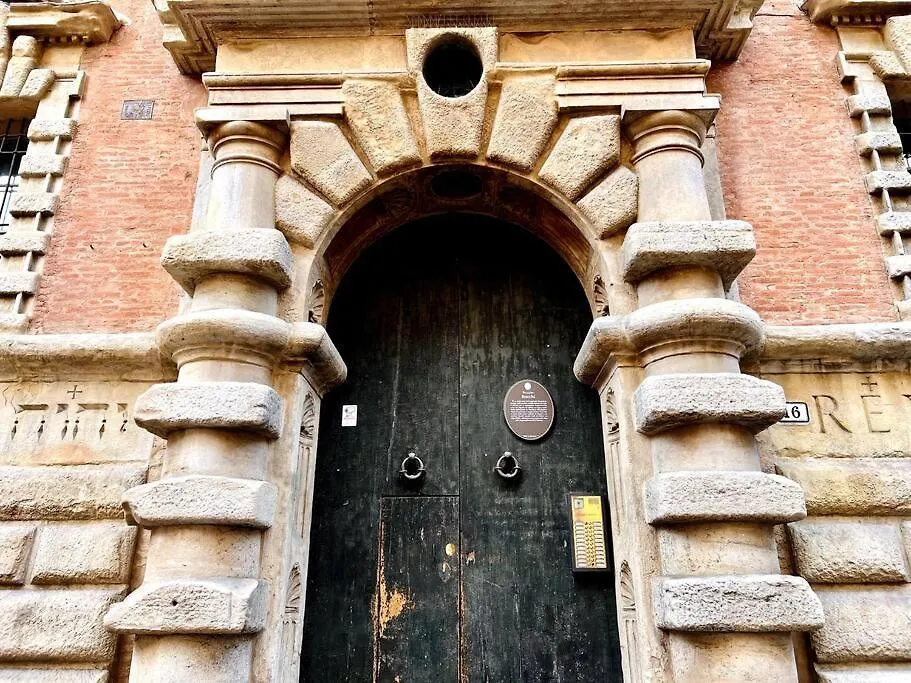 House Of Lovers - Magnificent View In The Heart Of Bologna Appartamento