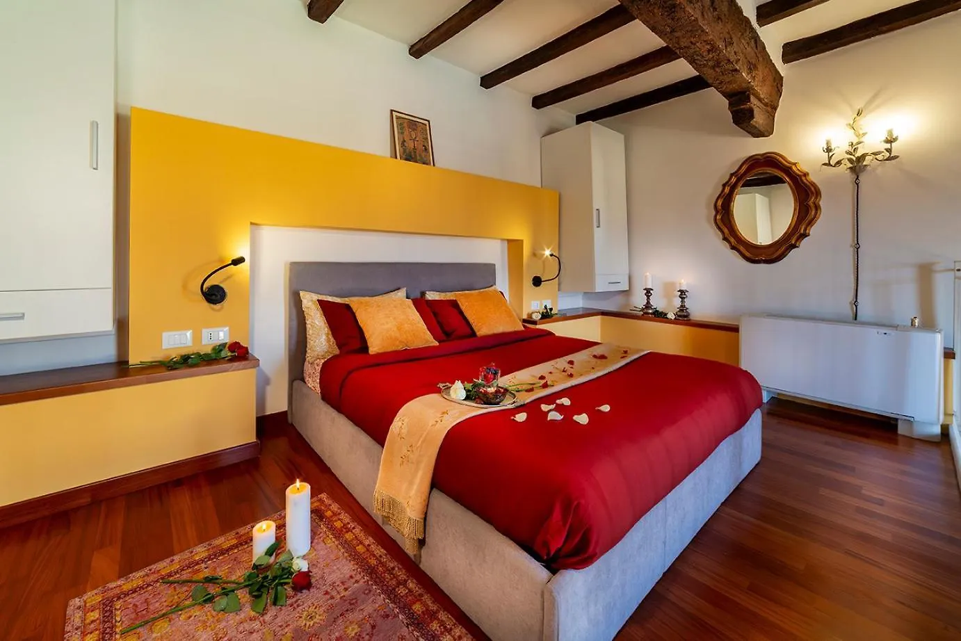 House Of Lovers - Magnificent View In The Heart Of Bologna 0*,